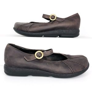 Dansko Euro Size 39 US 8.5 Slip-On Mary Janes